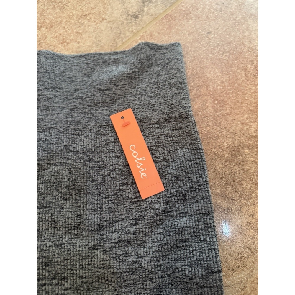 Colsie Women's Ribbed Seamless Lounge Biker Shorts Gray NWT Size XL - Picture 2 of 5